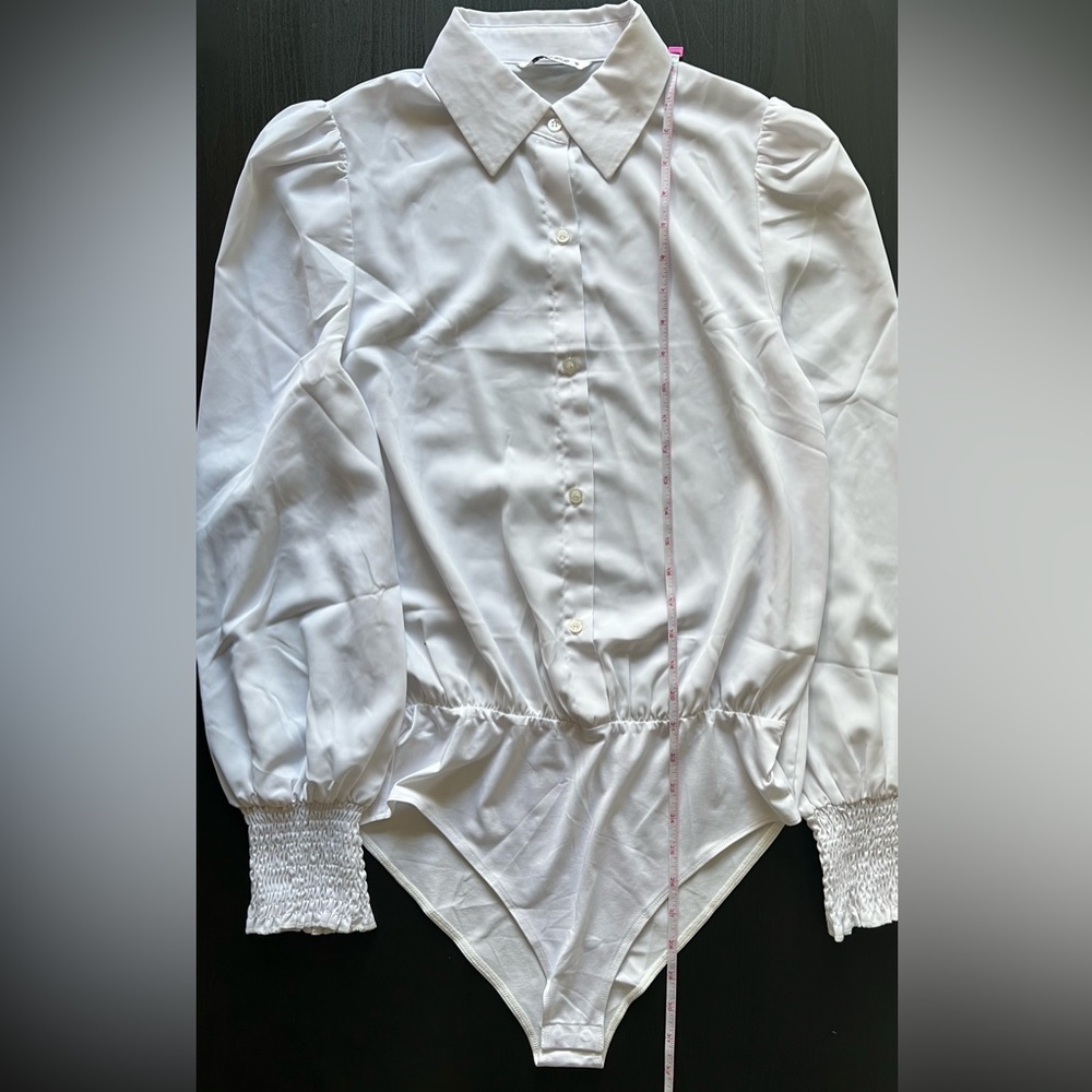 LIKE NEW Mangopop Long Sleeve Button Down Collared Bodysuit White Size M - Picture 4 of 14